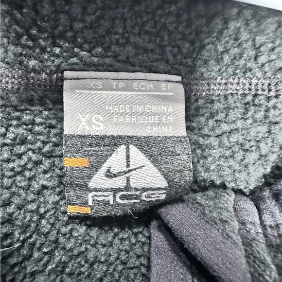 Nike ACG Gray Full Zip Fleece Lined Jacket - Picture 12 of 12